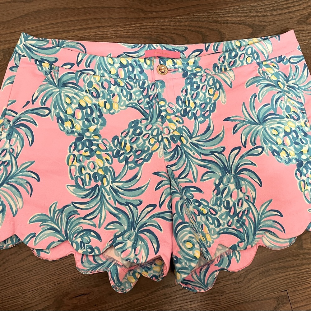 Lilly Pulitzer Buttercup Short Beat the Heat